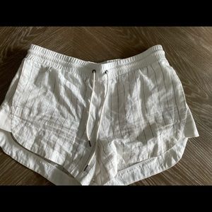Athleta shorts size 14